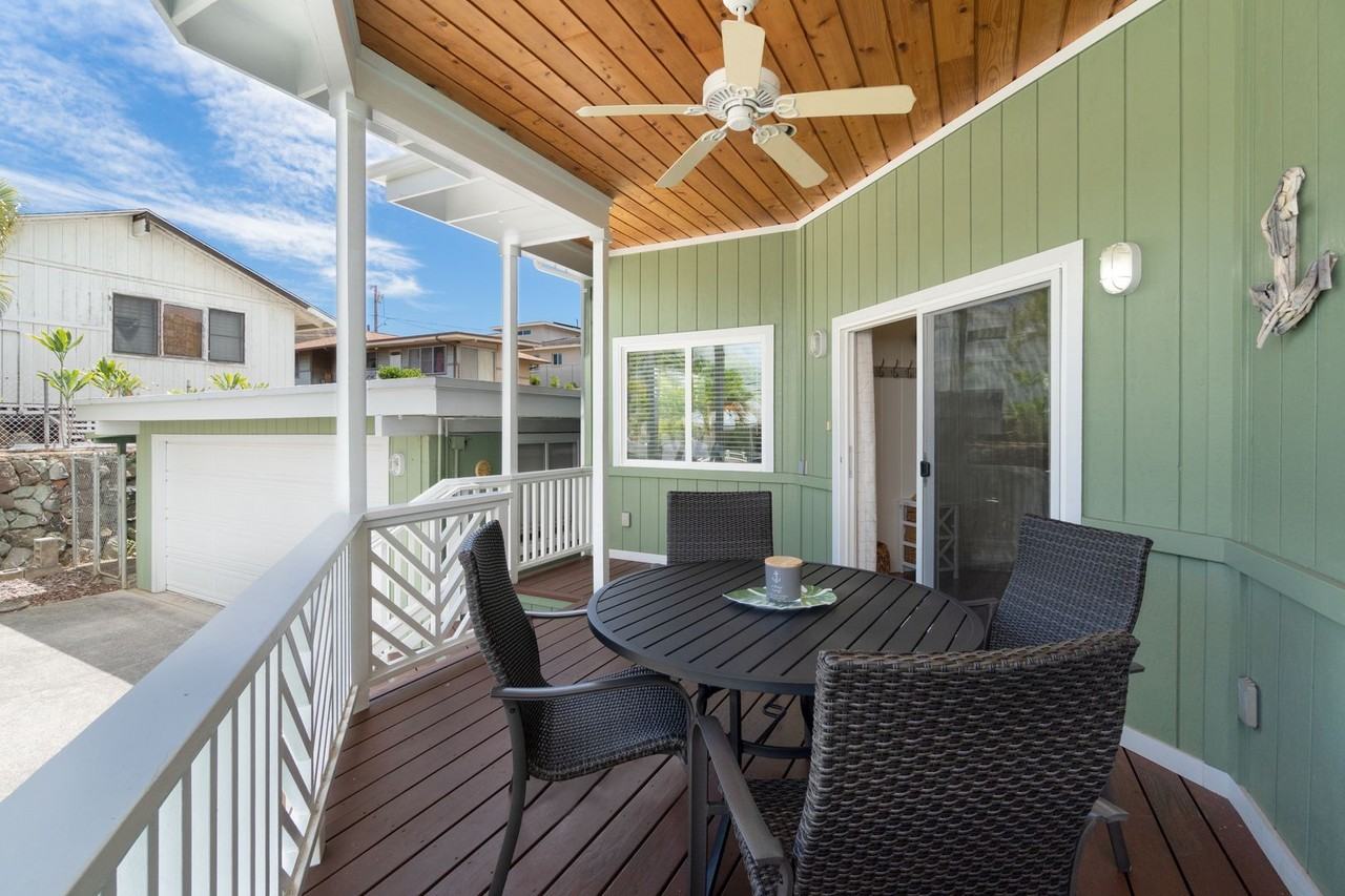 1087 Keolu Dr - Photo 2 of 25