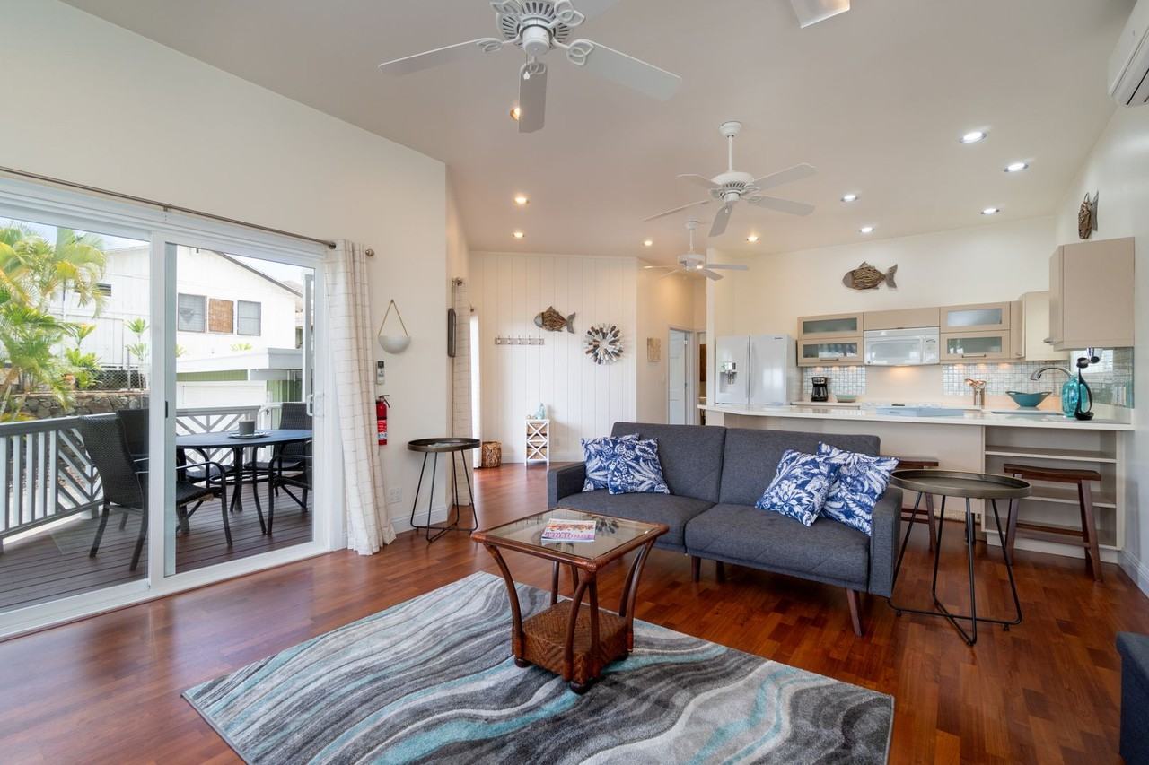 1087 Keolu Dr - Photo 3 of 25