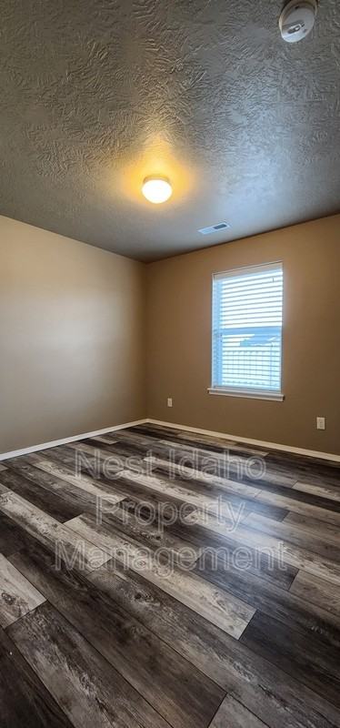 12961 Three Point St - Photo 3 of 19