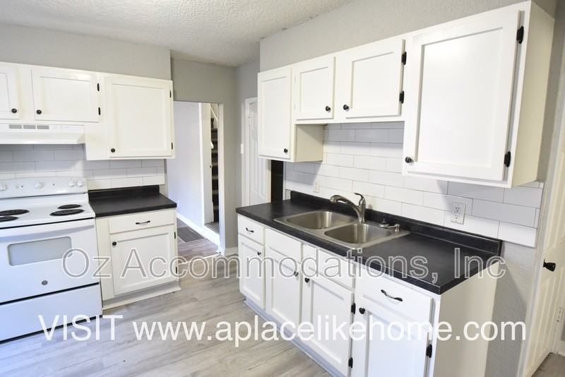 1408 N 2nd St - Photo 7 of 19
