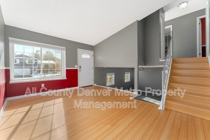 9605 W David Ave - Photo 3 of 17
