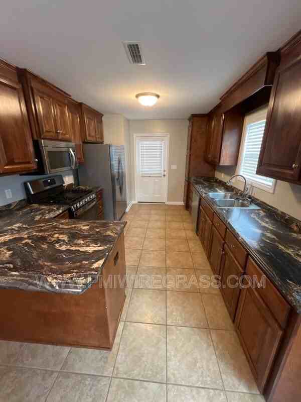 214 Winterberry Way - Photo 4 of 50