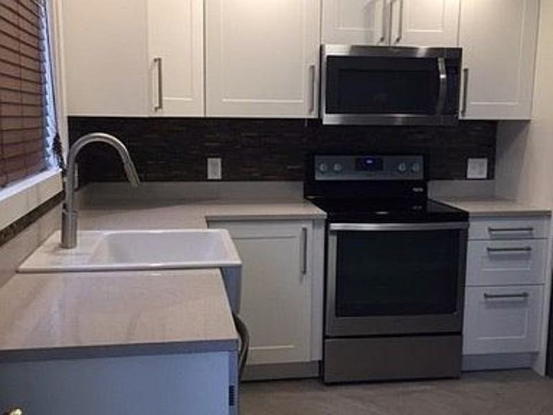 561 S Ogden St #3 - Photo 3 of 10