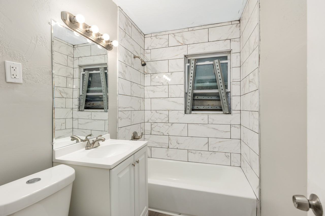 12716 Riad St - Photo 2 of 19