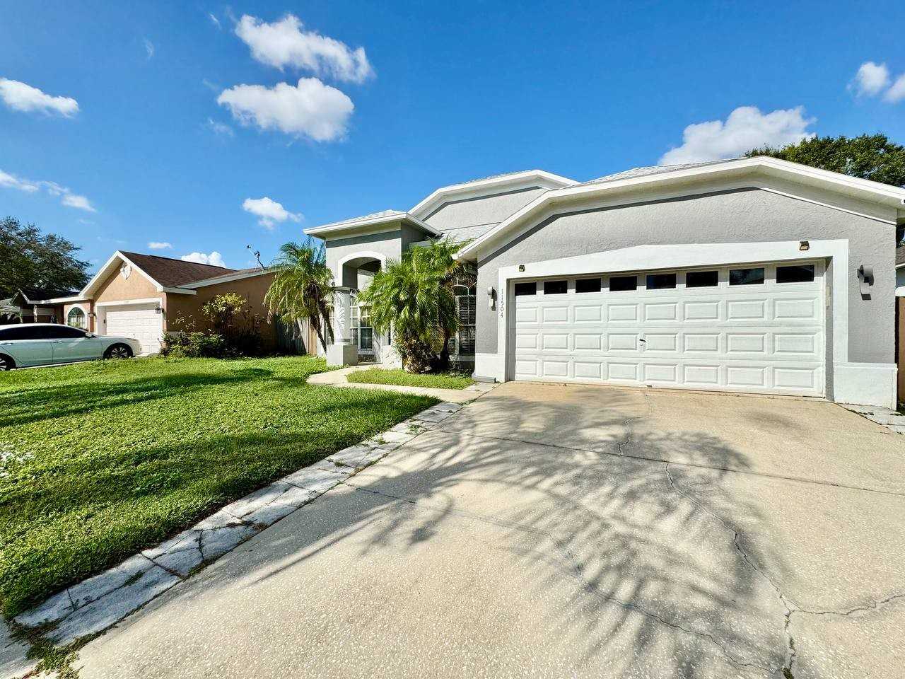 11504 Wellman Dr - Photo 2 of 34