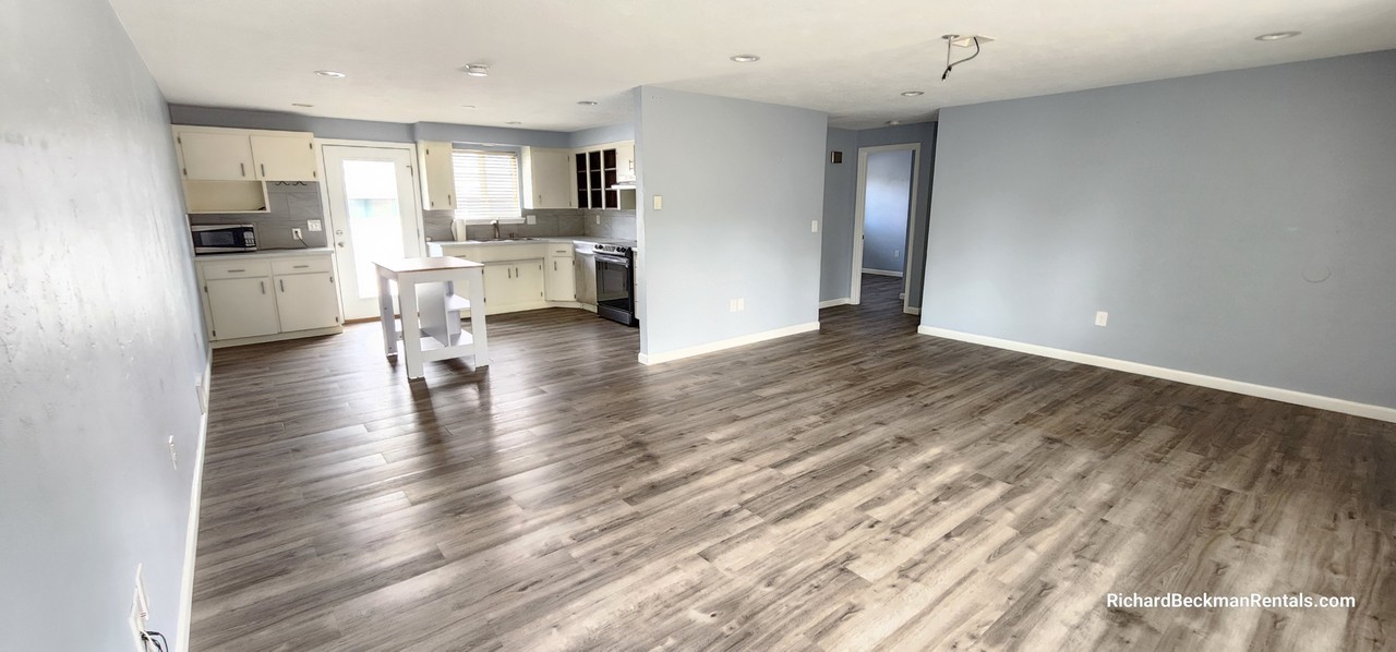 620 S 12th St - Photo 5 of 20