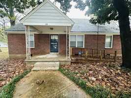 featured image of 2765 Walnut Rd