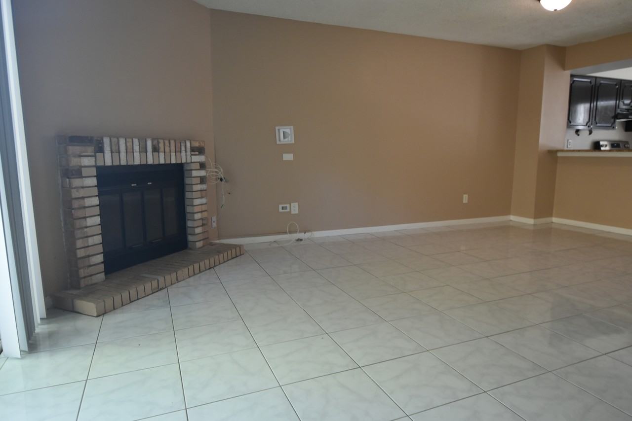 13908 Fletchers Mill Dr - Photo 3 of 13