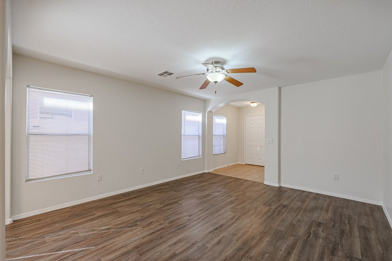 13421 W Keim Dr - Photo 4 of 24