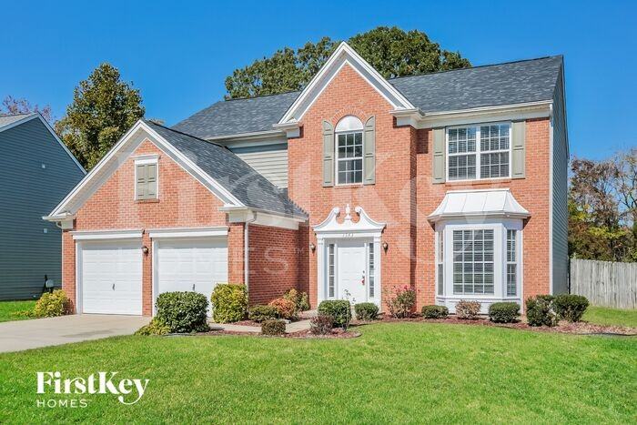 1583 Pondhaven Dr - Photo 2 of 15