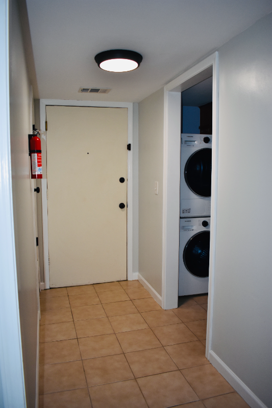 748 W Kilgore Rd #303 - Photo 2 of 19