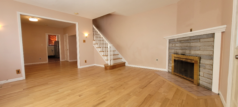 200 Shadeland Ave - Photo 2 of 20