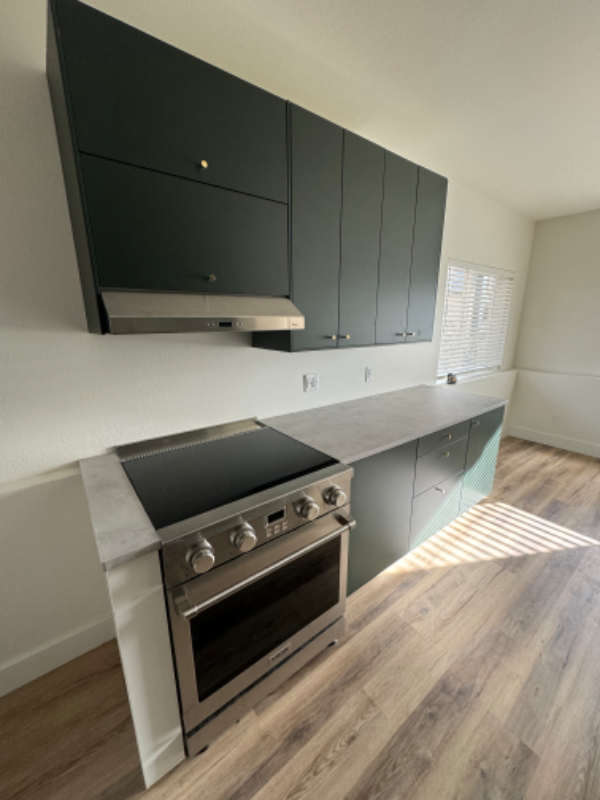 55 Crabtree Ln #1 - Photo 3 of 14