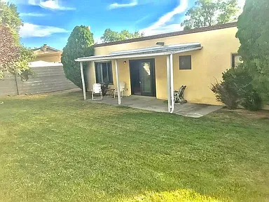 2528 Landman Dr Ne - Photo 2 of 20