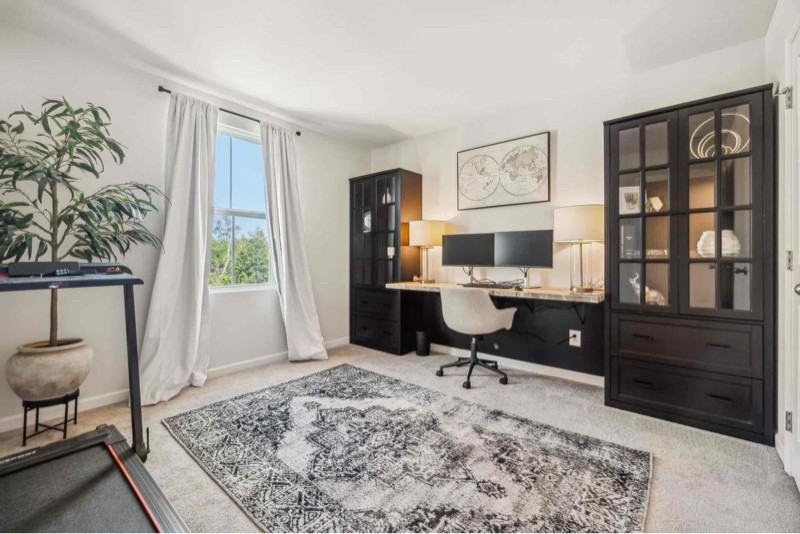 1952 Belle Arbor Dr - Photo 3 of 10