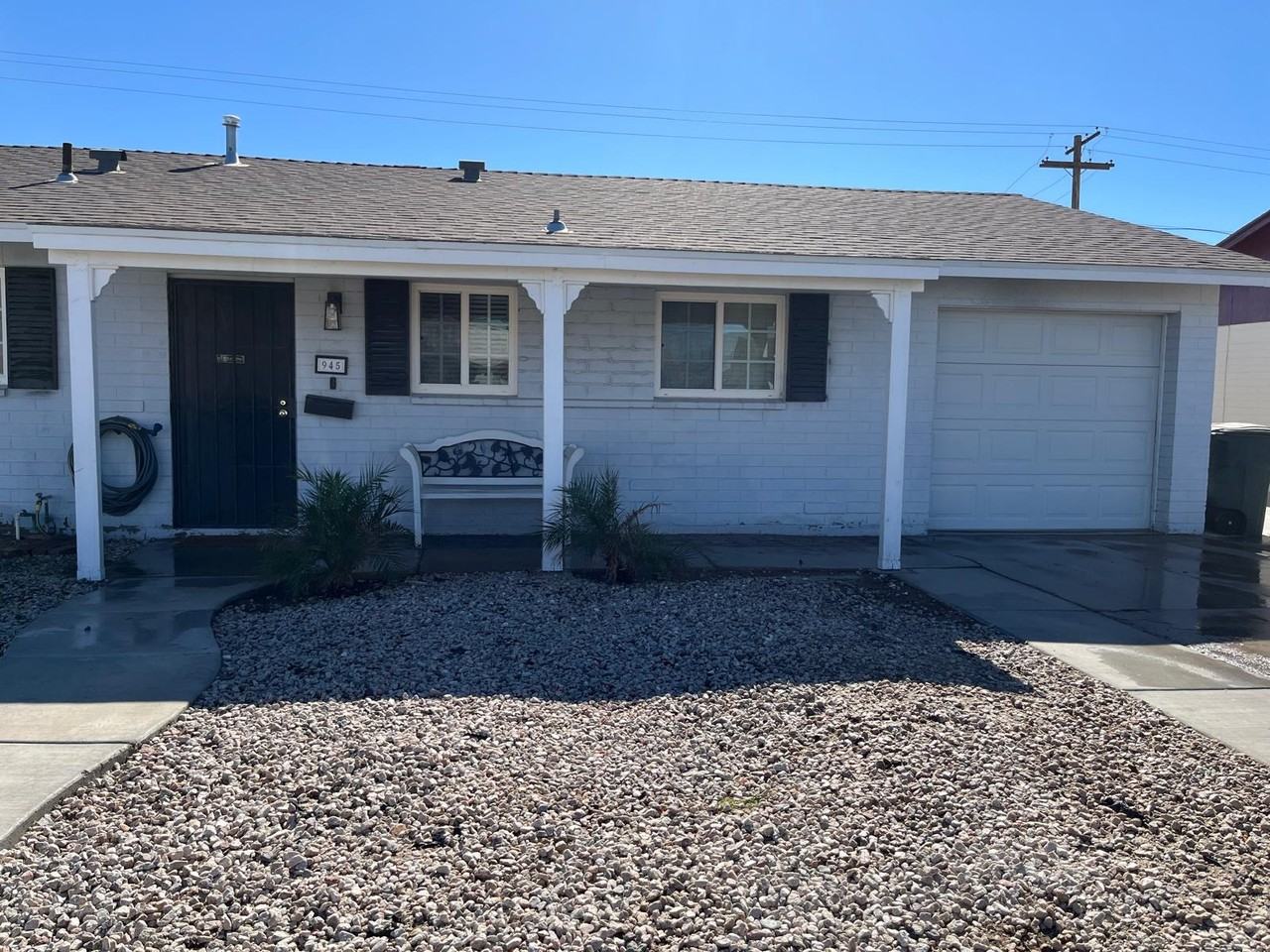 945 E 26th Pl #NA - Photo 2 of 20