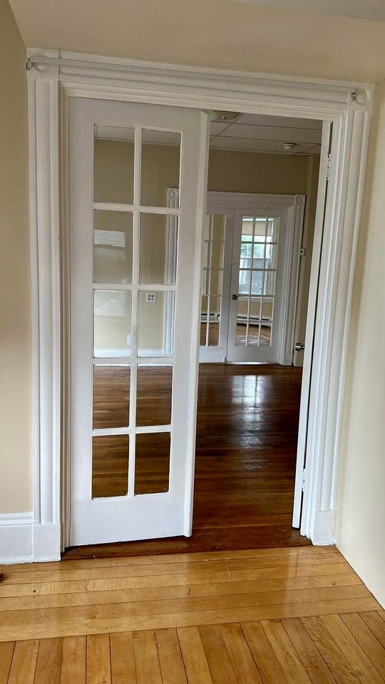 1038 Hyde Park Ave #1 - Photo 3 of 4