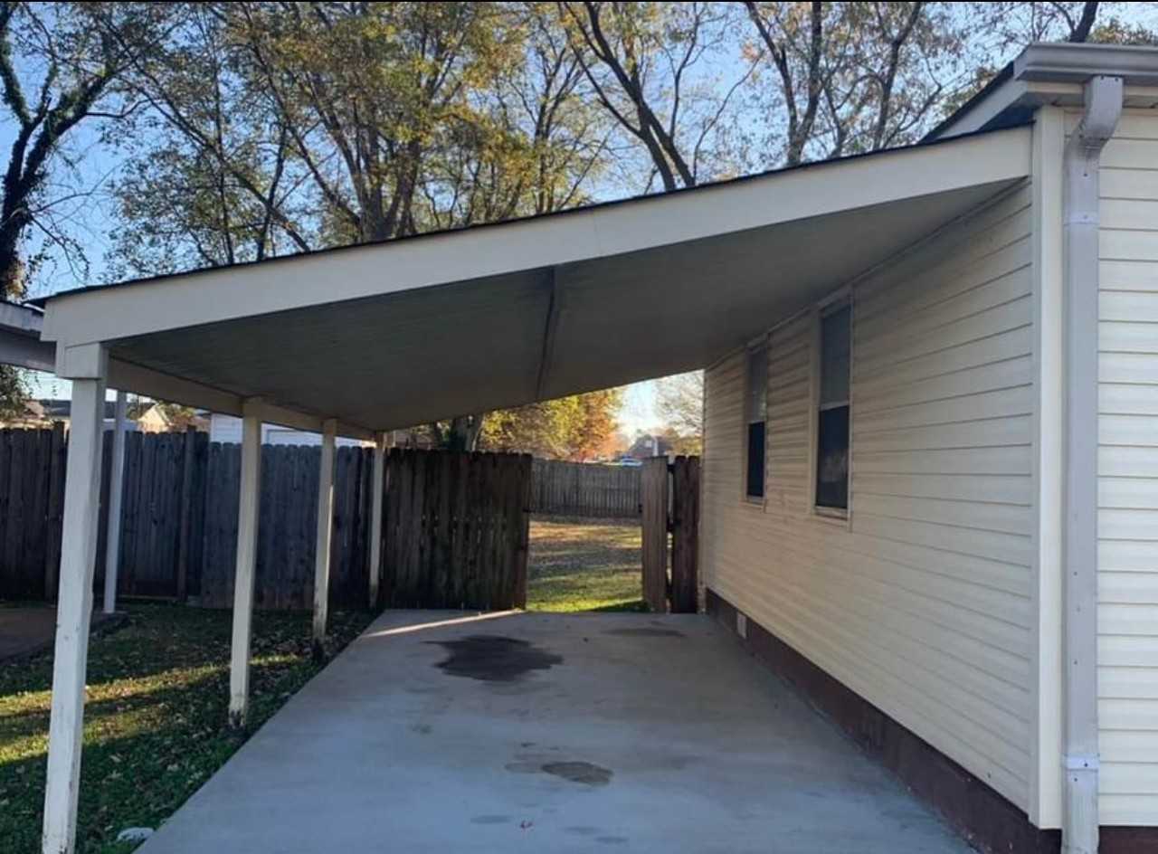 232 Lewis St #NA - Photo 3 of 8