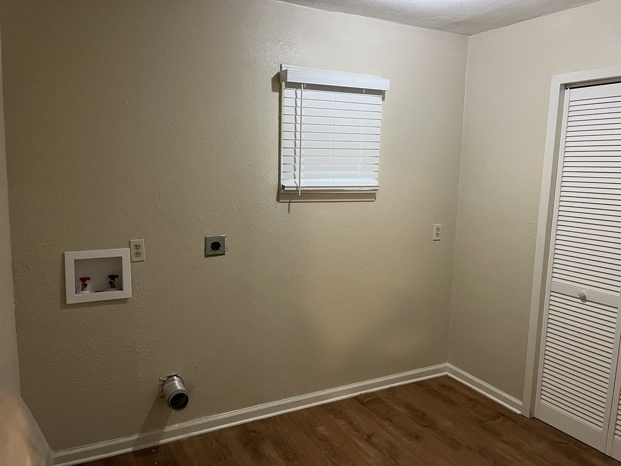 204 Casca St #NA - Photo 2 of 19