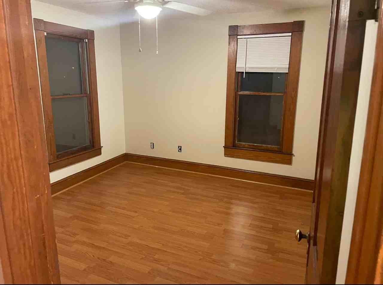 712 S Main St #712B - Photo 3 of 14