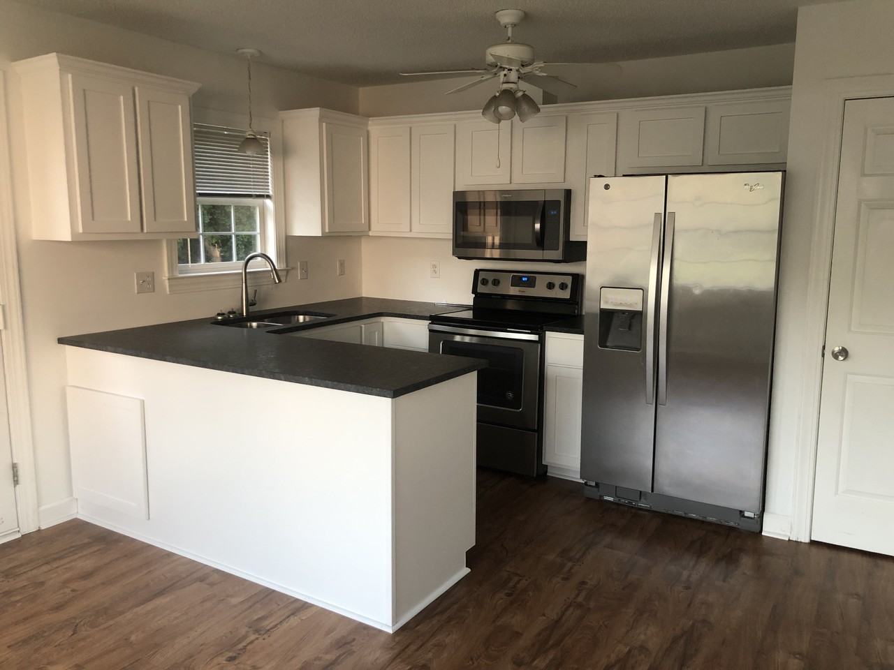 221 John Ave #NA - Photo 4 of 8