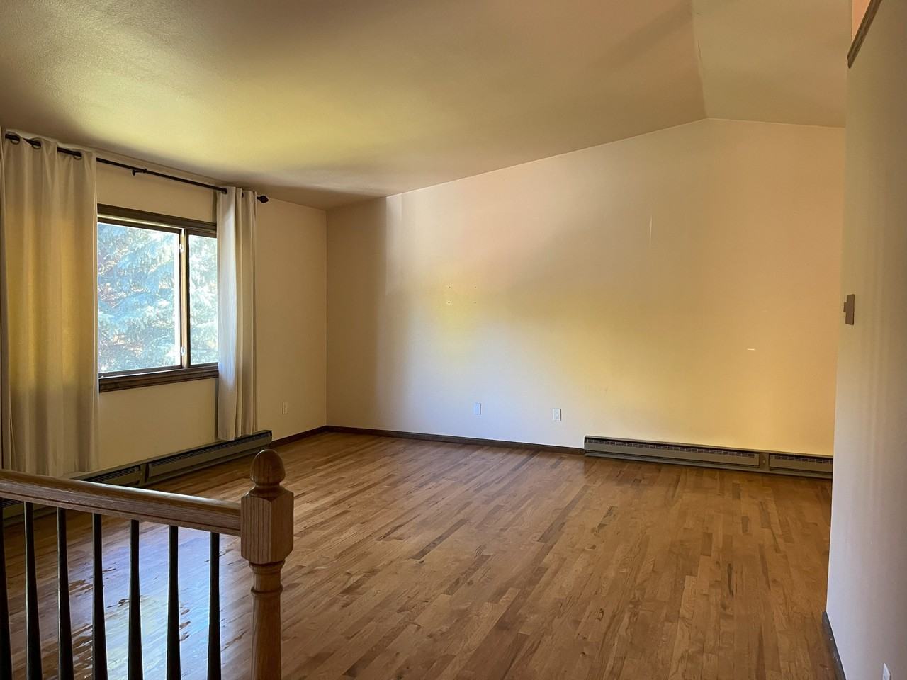 2631 Brookwood Dr #NA - Photo 2 of 11