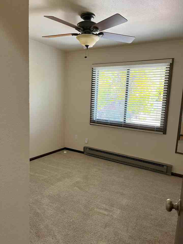 2631 Brookwood Dr #NA - Photo 6 of 11