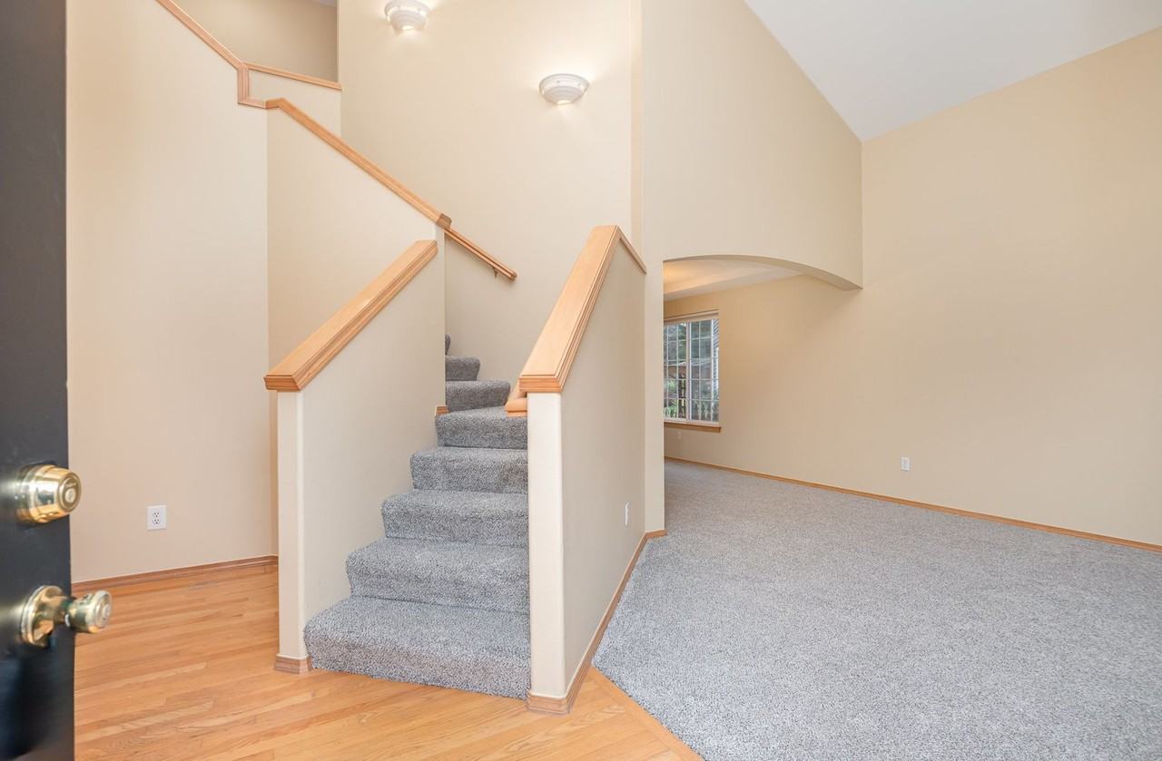 4311 Ne 9th Pl - Photo 2 of 20