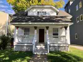 featured image of 308 E Clark St