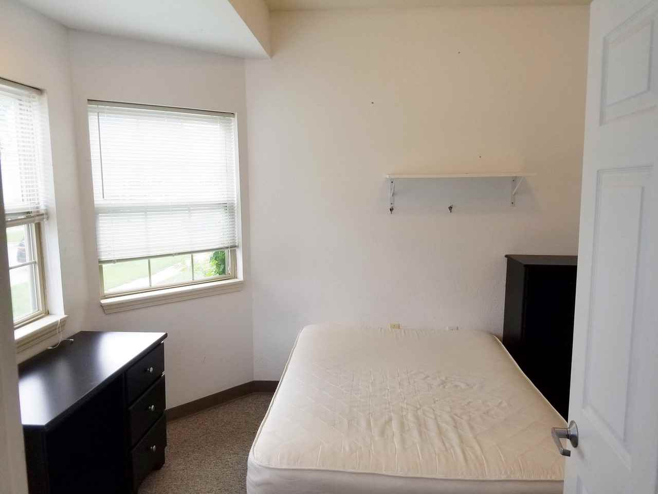 905SEC - Photo 3 of 26