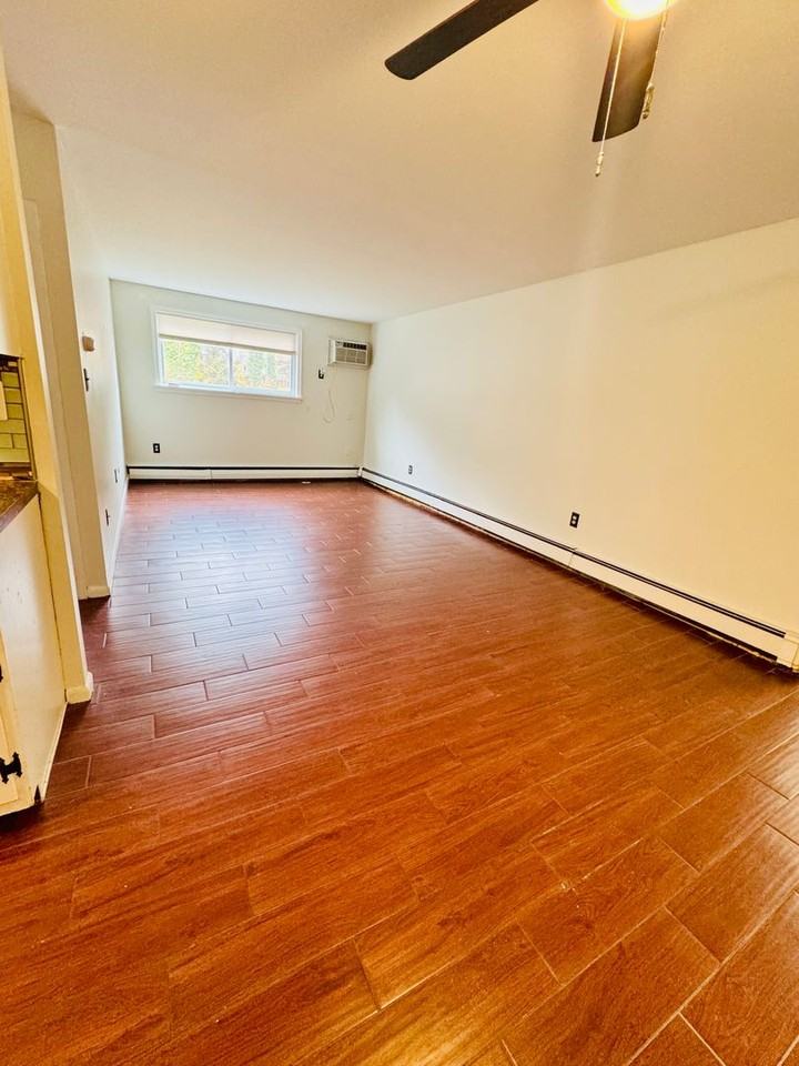 Taylor Court Apartments - Photo 5 of 24