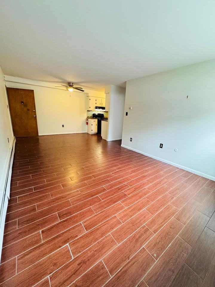 Taylor Court Apartments - Photo 6 of 24