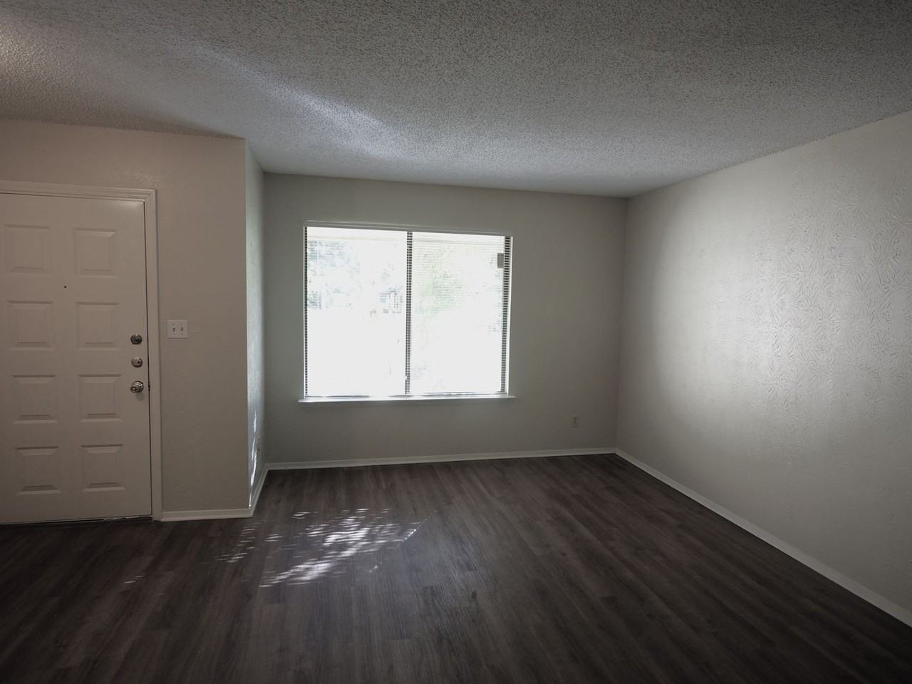 9513 Blue Creek Ln - Photo 3 of 19