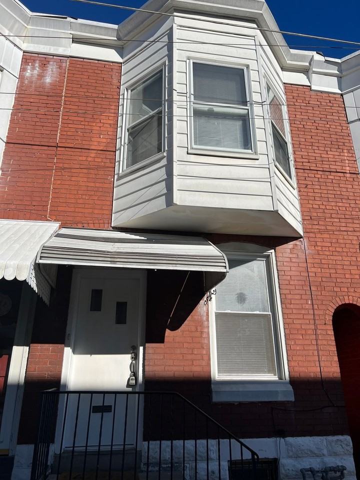 313 Kline St - Photo 2 of 13