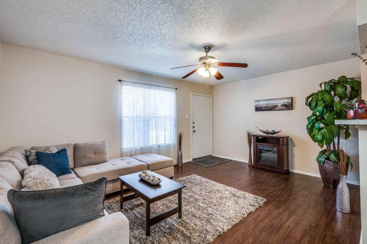 Cobble Hill - Photo 2 of 22