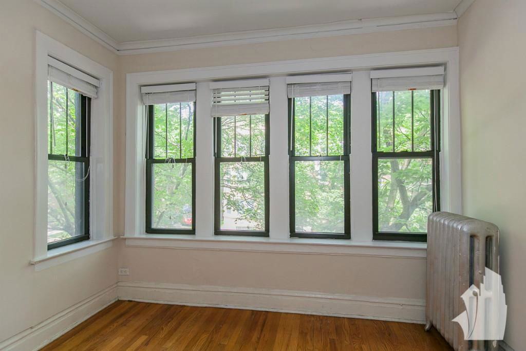 2177 W Giddings St #2175-3 - Photo 2 of 8