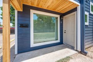 featured image of 805 W Chambers St ##C