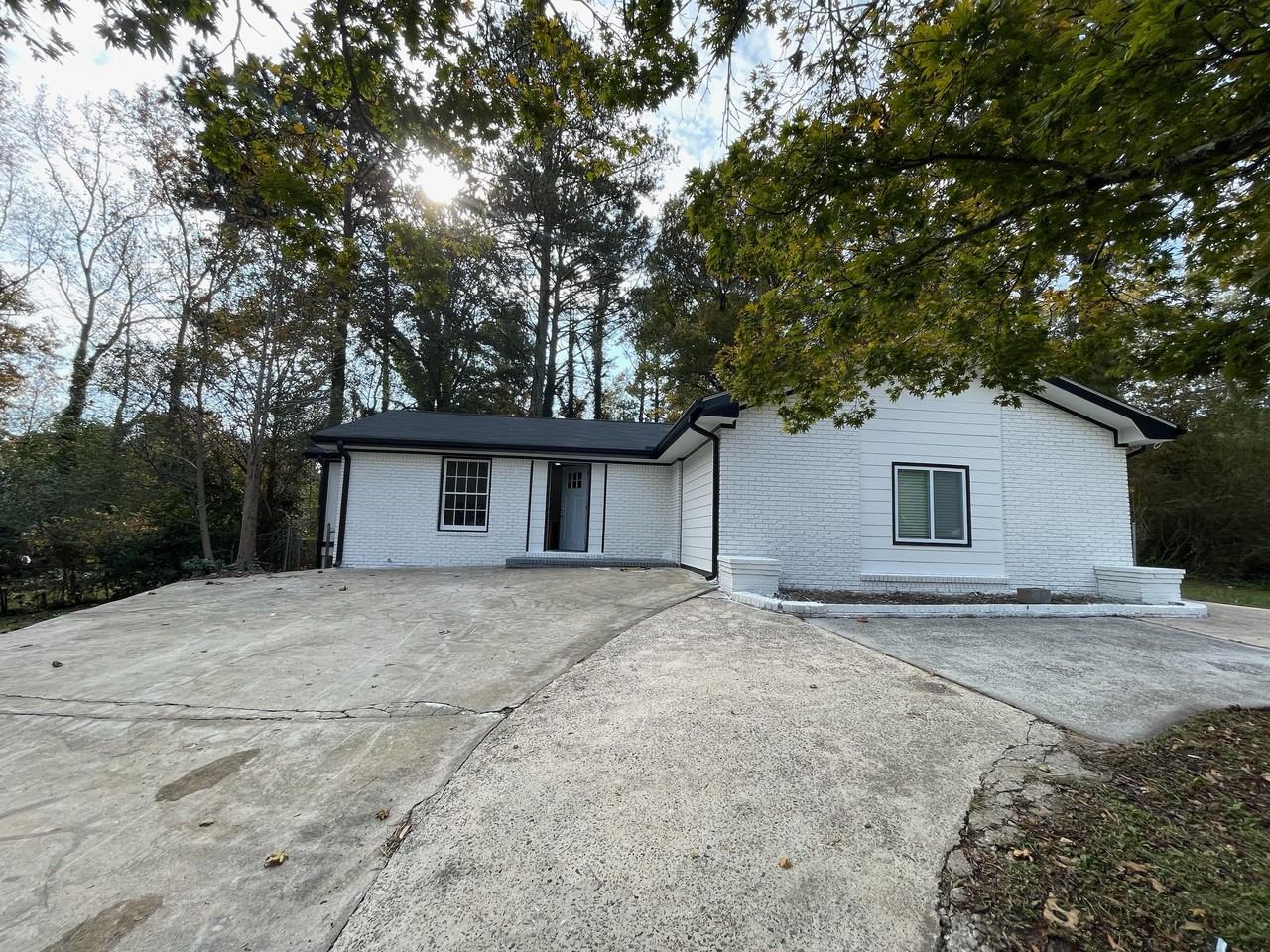 Hidden Brook Ct - Photo 2 of 29