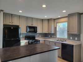 featured image of 211 Devonshire Dr #211