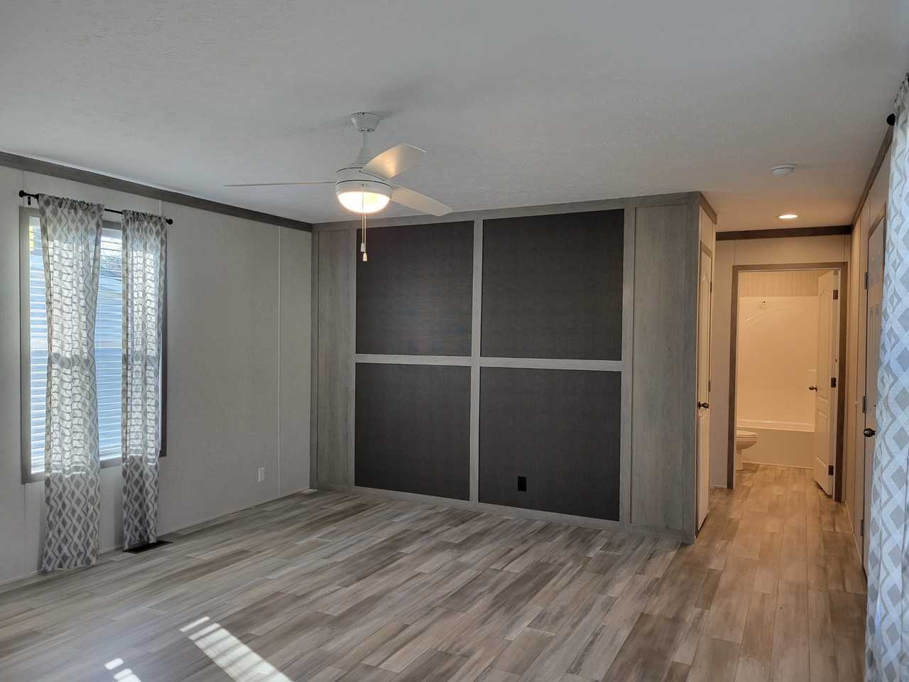 211 Devonshire Dr #211 - Photo 2 of 8