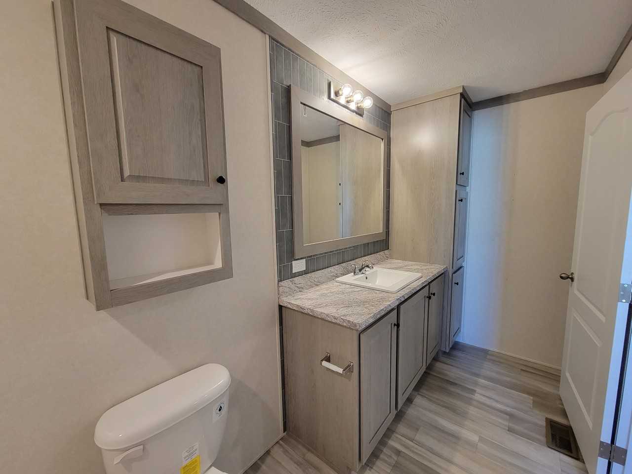 211 Devonshire Dr #211 - Photo 7 of 8