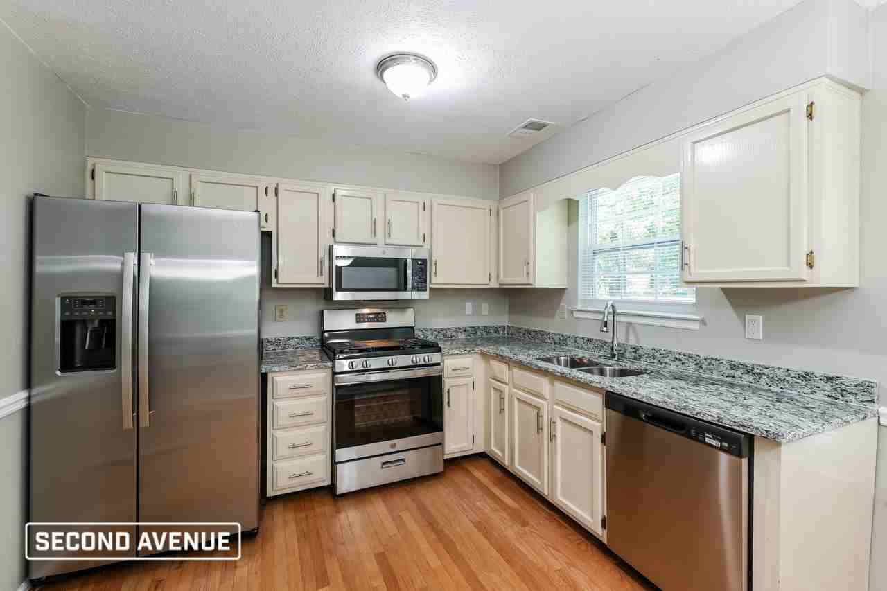 4363 Fitzpatrick Way - Photo 2 of 16