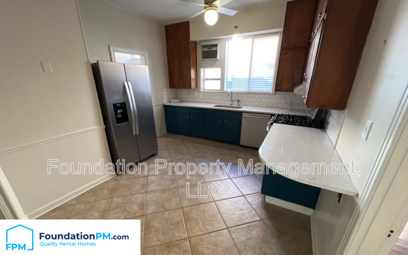 35 N Cox St - Photo 3 of 17