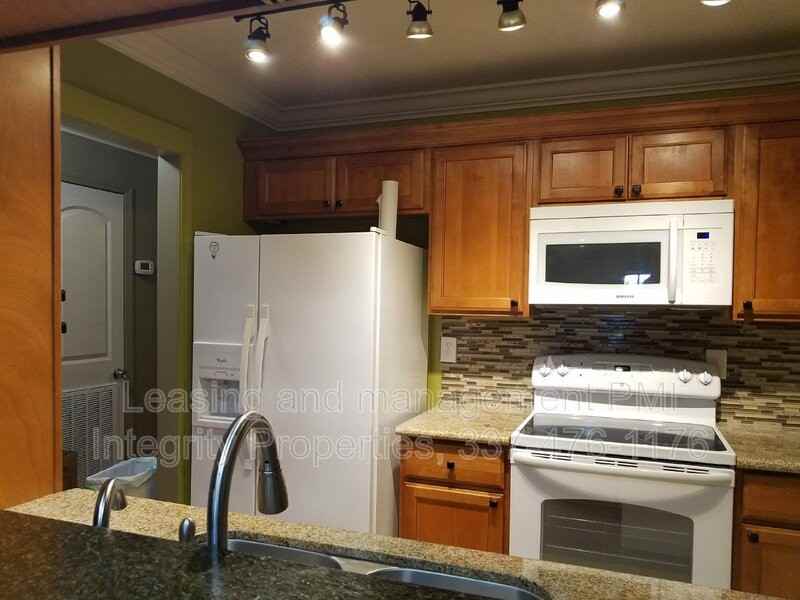 193 Southfield Pkwy - Photo 2 of 24