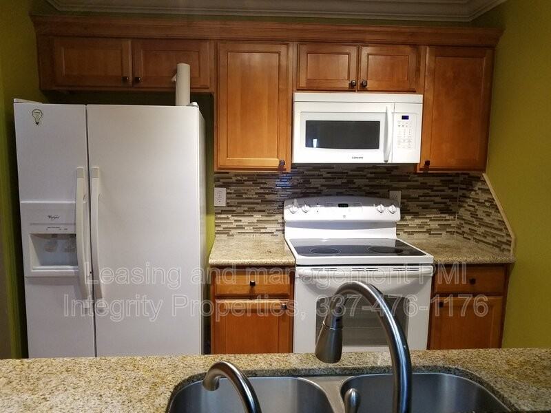 193 Southfield Pkwy - Photo 3 of 24