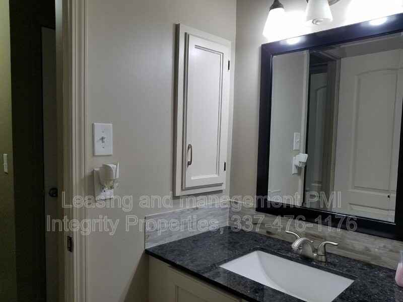 193 Southfield Pkwy - Photo 6 of 24