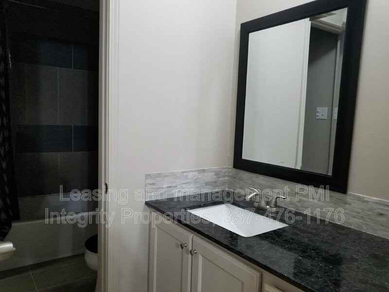 193 Southfield Pkwy - Photo 7 of 24