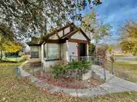 featured image of 2903 Harrison Boulevard