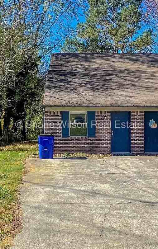 3356 Steeple Cir Ne - Photo 3 of 28