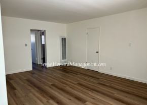 01008NO - Photo 1 of 1